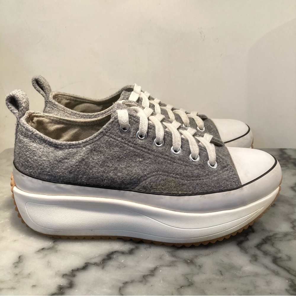 Madden Girl Shoes Womens 8.5 Chunky Platform Sneakers Gray Low-Top Winner